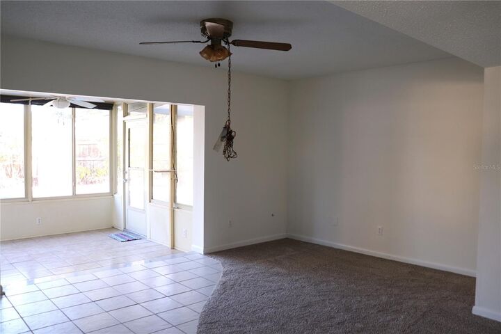 Property Photo:  522 Hilldale Road  FL 33510 