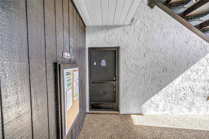 Property Photo: 3269 Beneva Road 102 FL 34232