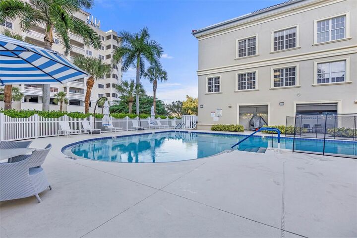 Property Photo: 3730 Cadbury Circle 431 FL 34293