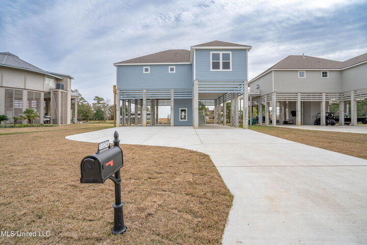 Property Photo:  1324 Enos Street  MS 39525 