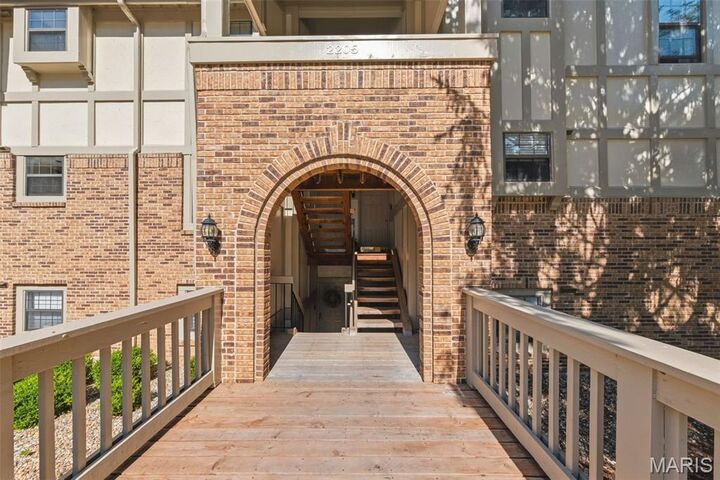 Property Photo:  2205 Sequoia Park Court C  MO 63043 