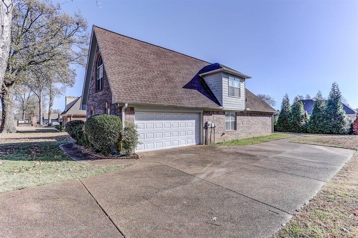 Property Photo: 6793 N Hamilton Cir MS 38654