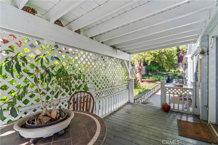 Property Photo: 2113 Spring Oak CA 92382