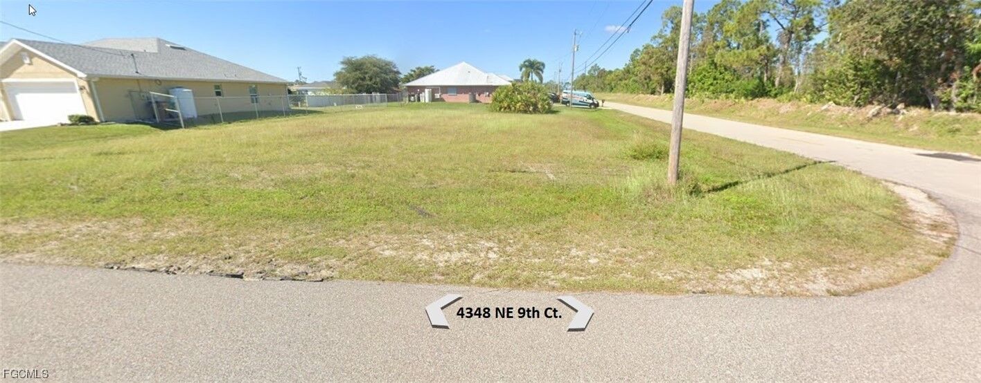 Property Photo:  4348 NE 9th Court  FL 33909 