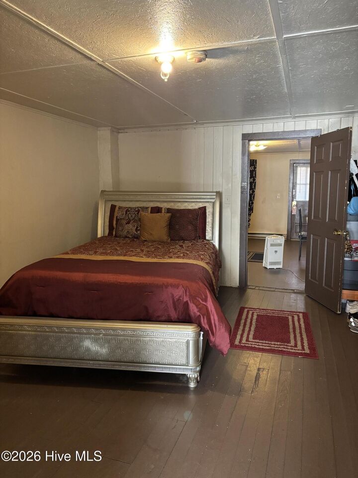 Property Photo:  628 Viola Street E  NC 27893 