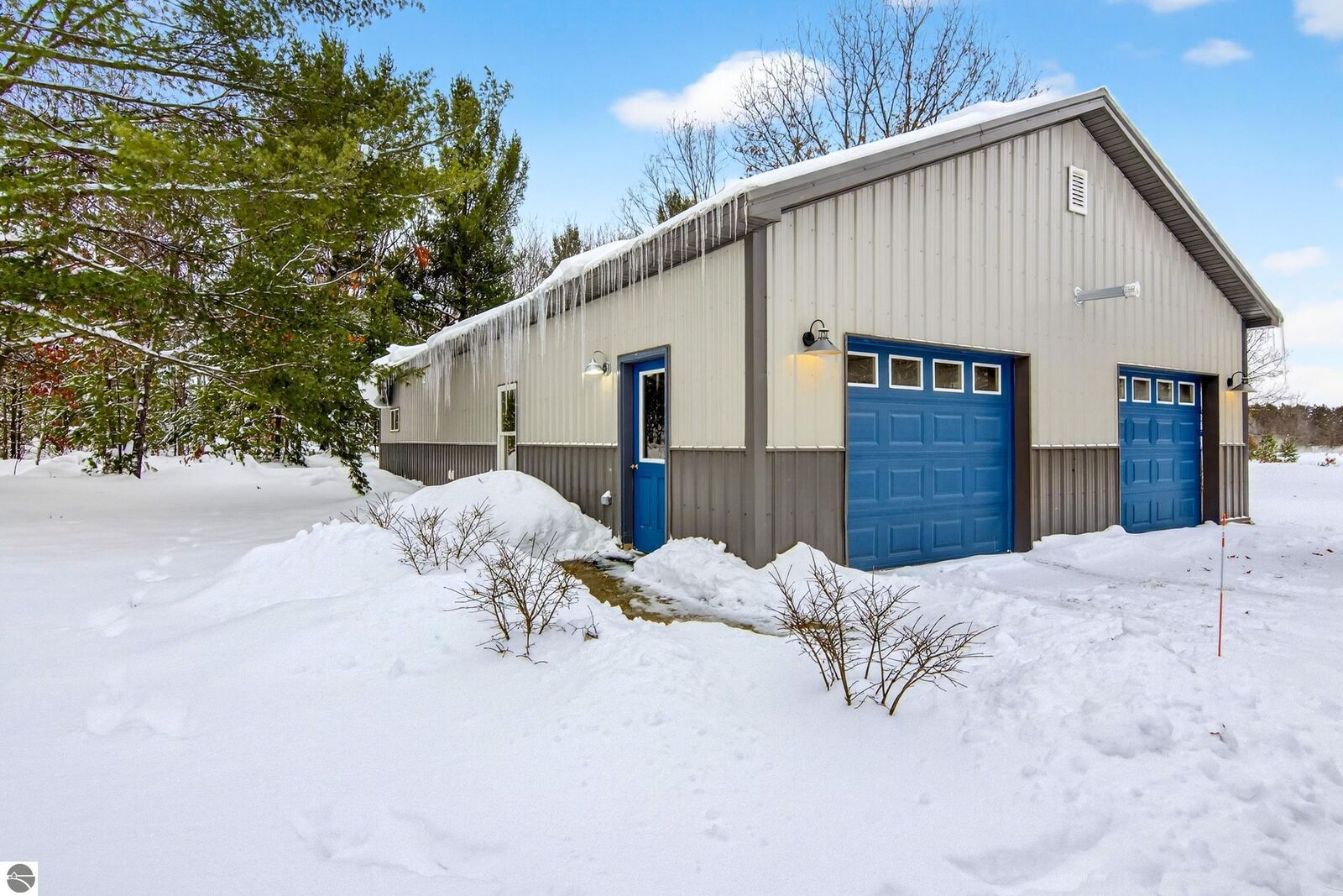 Property Photo: 11775 Country Acres Drive MI 49643