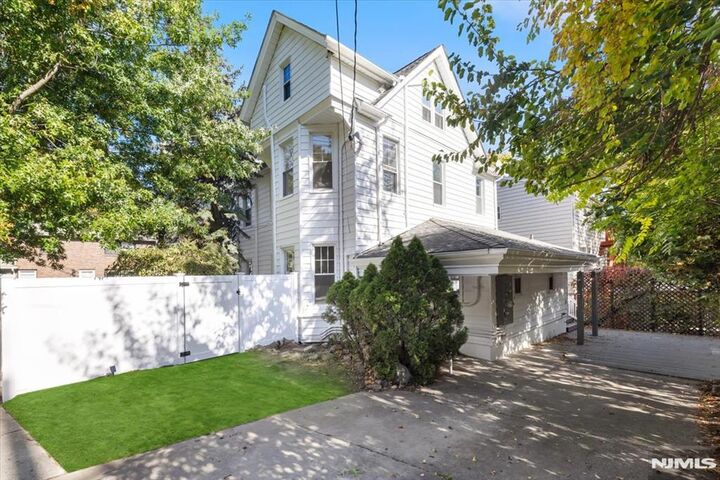 Property Photo: 46 Garden Place NJ 07020