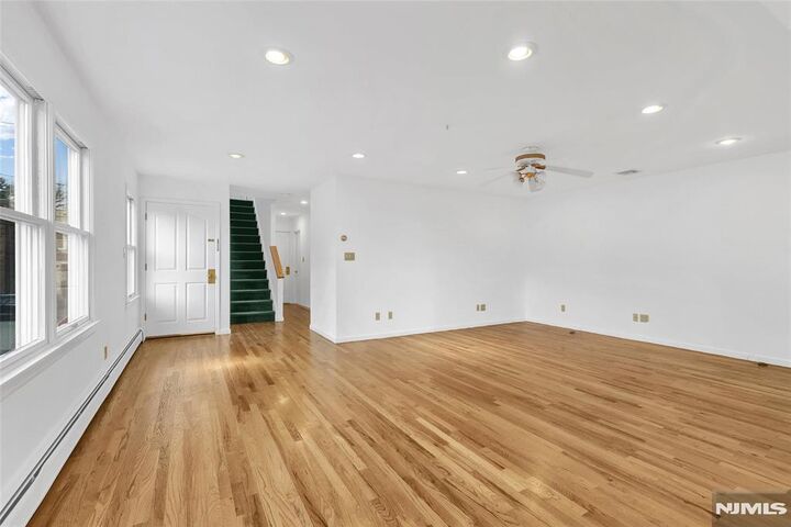 Property Photo:  234 Cliff Street 2  NJ 07010 