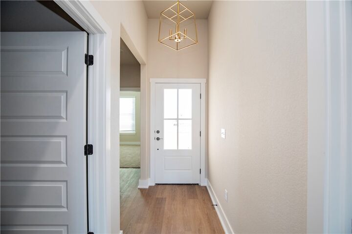 Property Photo: 6804 SW Basswood Avenue AR 72713