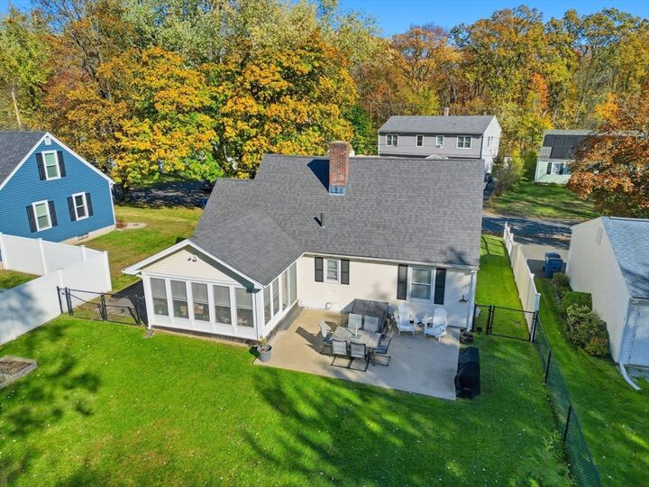 Property Photo: 167 Wolcott Ave MA 01089