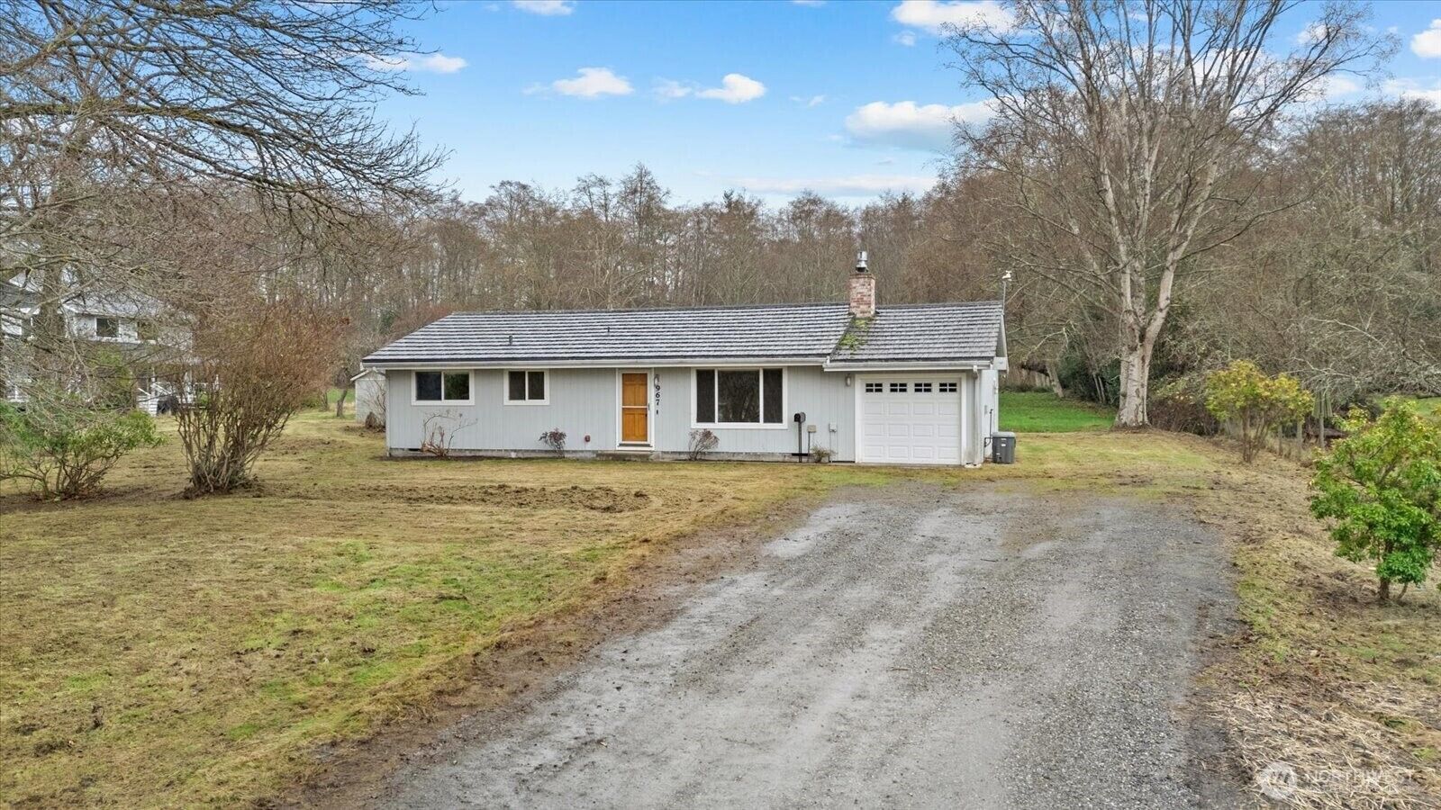 Property Photo:  967  Edgecliff Drive  WA 98260 