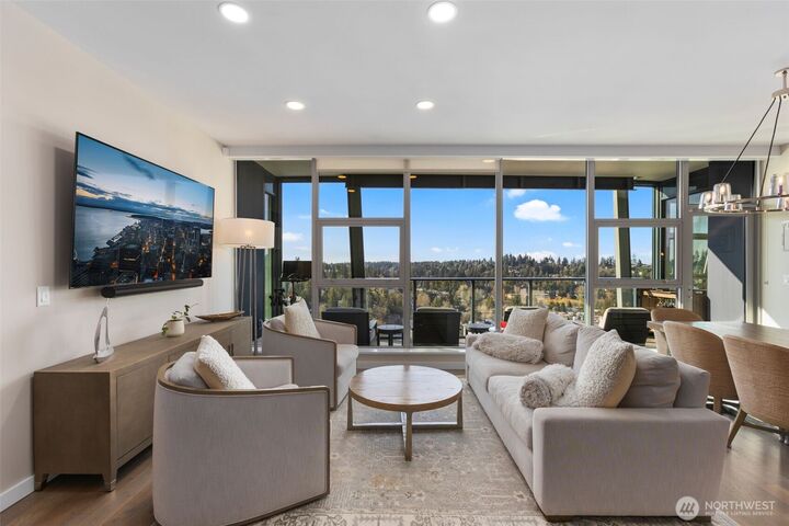 Property Photo: 188 Bellevue Way NE 1806 WA 98004