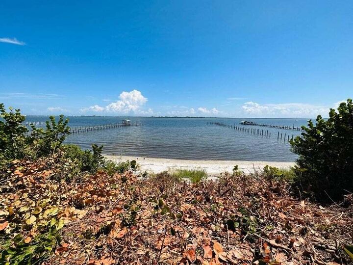 Property Photo: 1811 S Indian River Drive FL 34950