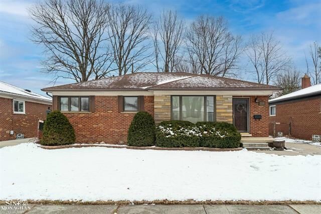 Property Photo:  26118 San Rosa Drive  MI 48081 