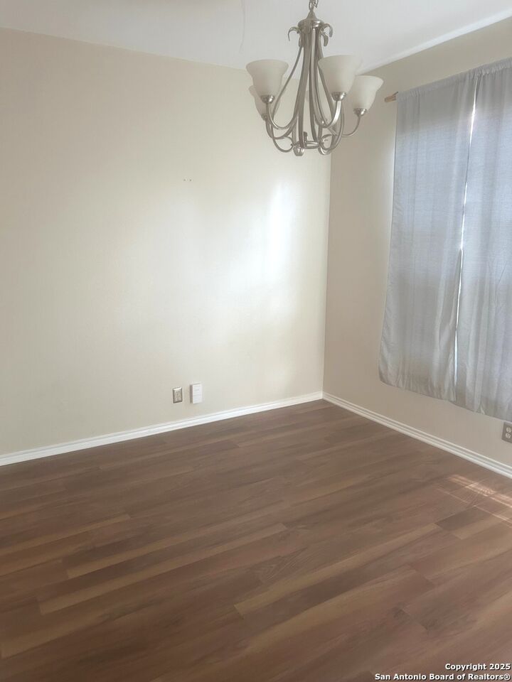 Property Photo: 4302 Mill Bend TX 78217