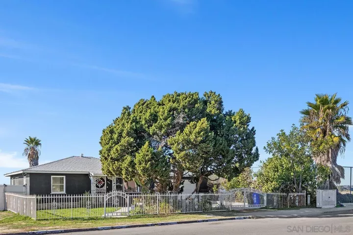 Property Photo: 926 S 61st Street CA 92114