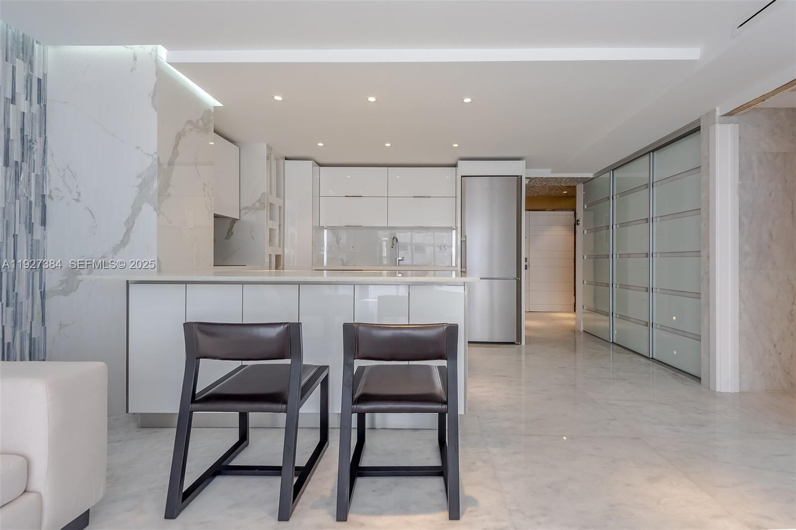 Property Photo: 6423 Collins Ave 304 FL 33141