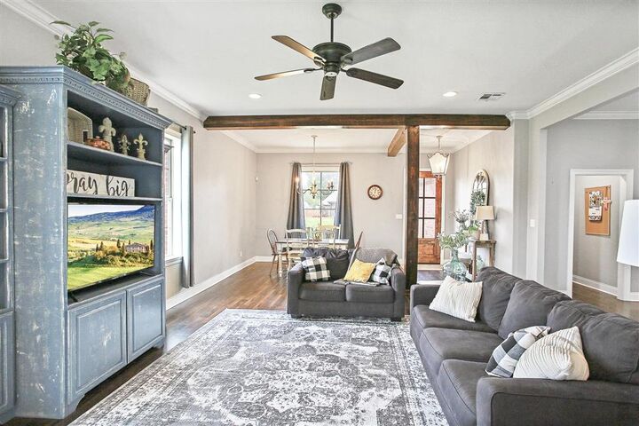 Property Photo: 4194 Camryn Road LA 70611