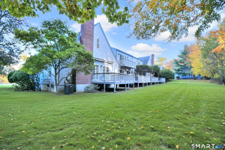 Property Photo:  160 Glengarry Road 160  CT 06825 