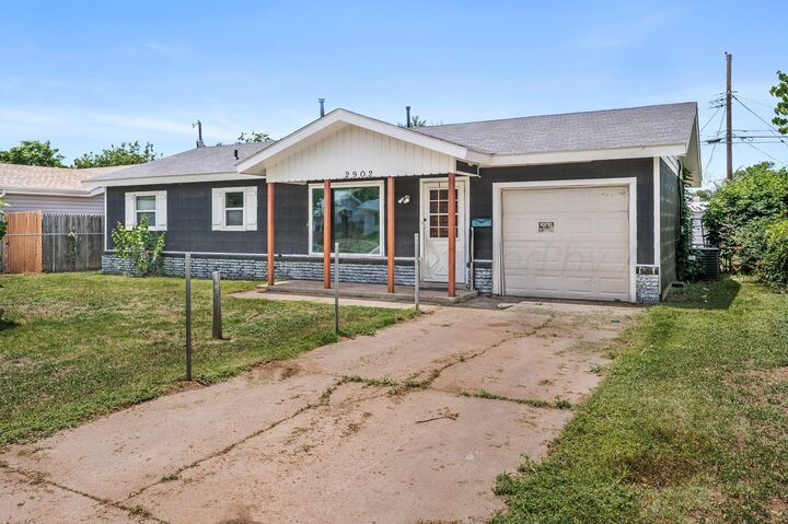 Property Photo: 2902 Pryor Street TX 79103-7212