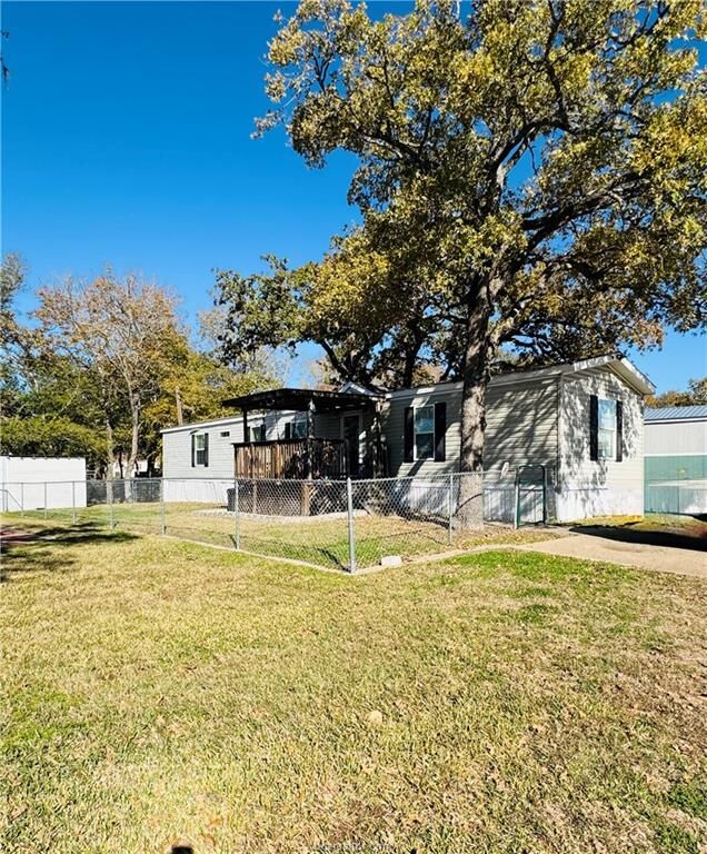 Property Photo:  103 Ridge Walk Street  TX 77845 