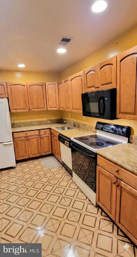 Property Photo:  10144 Scotch Hill Drive 26-3  MD 20774 