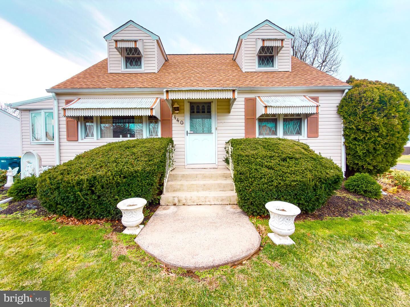 Property Photo:  440 Durham  PA 19047 