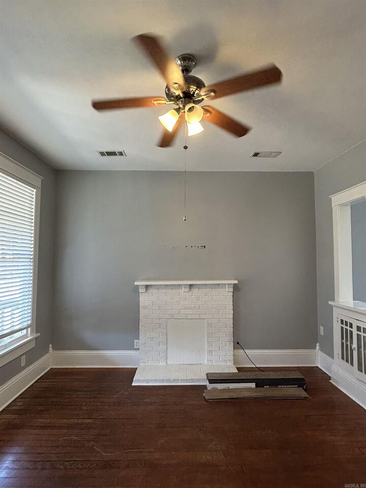 Property Photo:  1601 Hanger Street  AR 72202 