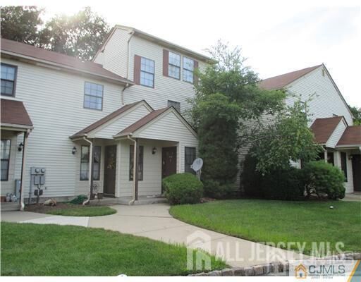 Property Photo:  1406 Woodbridge Commons Way  NJ 08830 