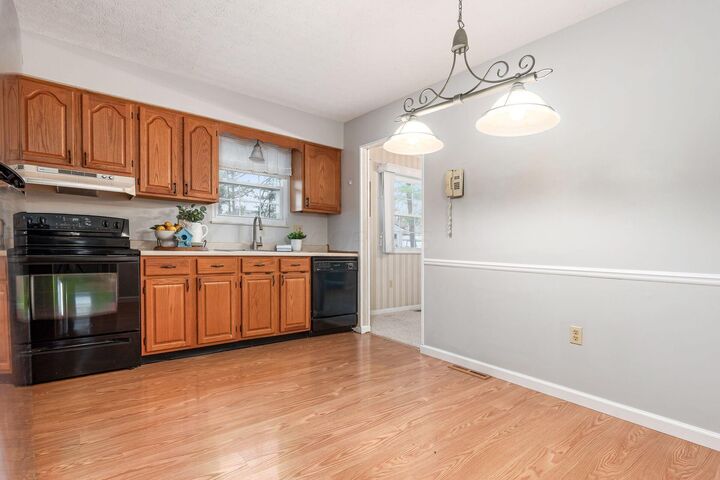 Property Photo: 5112 Rosebud Court OH 43230