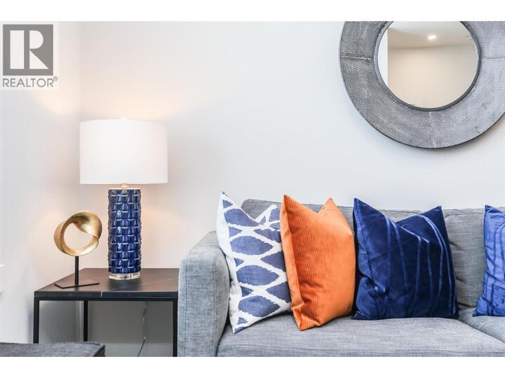 Photo de la propriété: 610 Academy Way 109 BC V1V 0H2