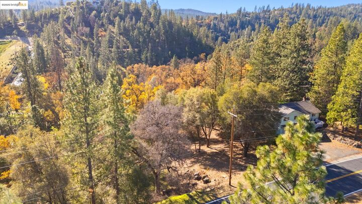 Property Photo: 19795 Ferretti Rd CA 95321