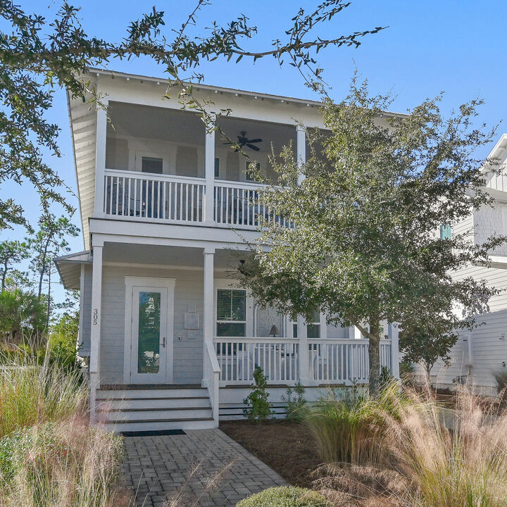 Property Photo:  305 Flatwoods Forest Loop  FL 32459 