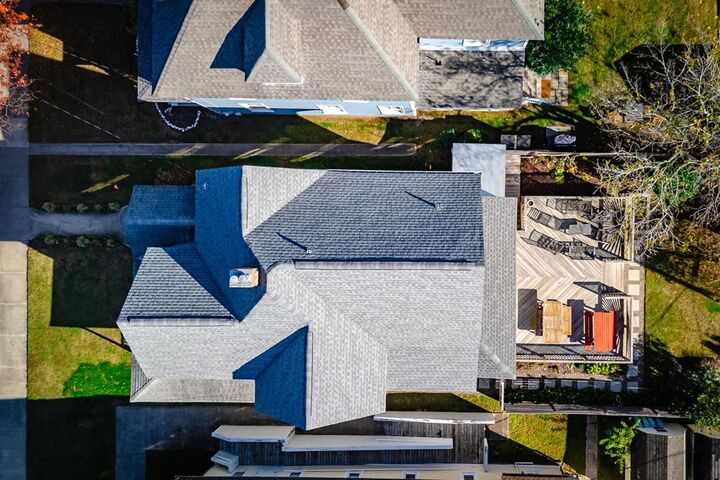 Property Photo:  506 Tazewell Ave  VA 23310 