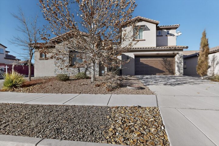 Property Photo:  612 Sierra Verde Way NE  NM 87124 
