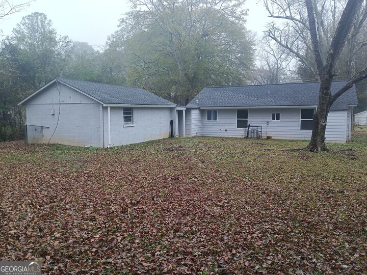 Property Photo:  825 Pamela Drive  GA 30224 