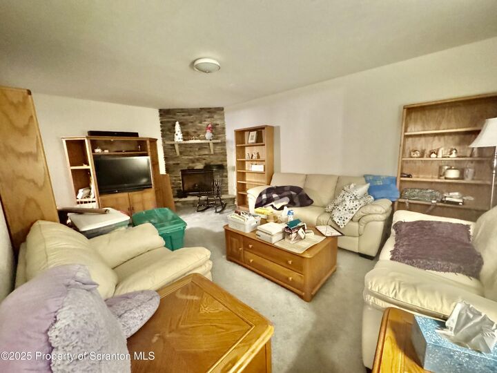Property Photo:  1725 Jefferson Avenue  PA 18509 