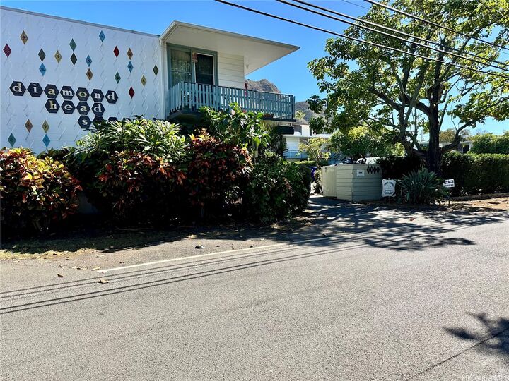 Property Photo:  3824 Leahi Avenue 106  HI 96815 