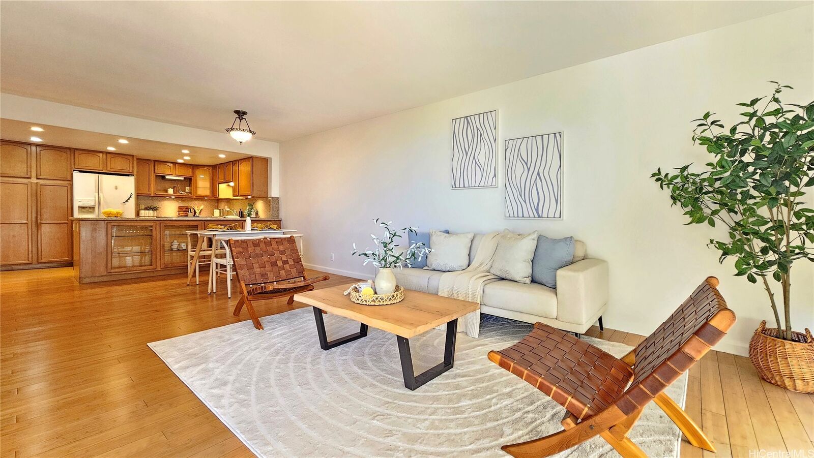 Property Photo: 3138 Waialae Avenue 422 HI 96816