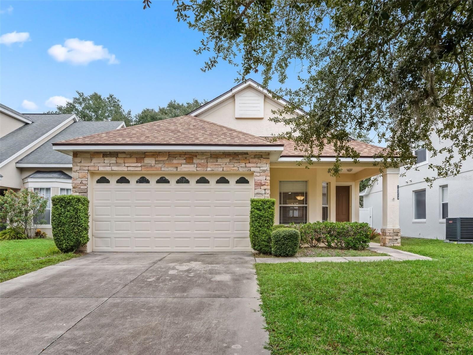 Property Photo: 10217 Granite Court FL 34788