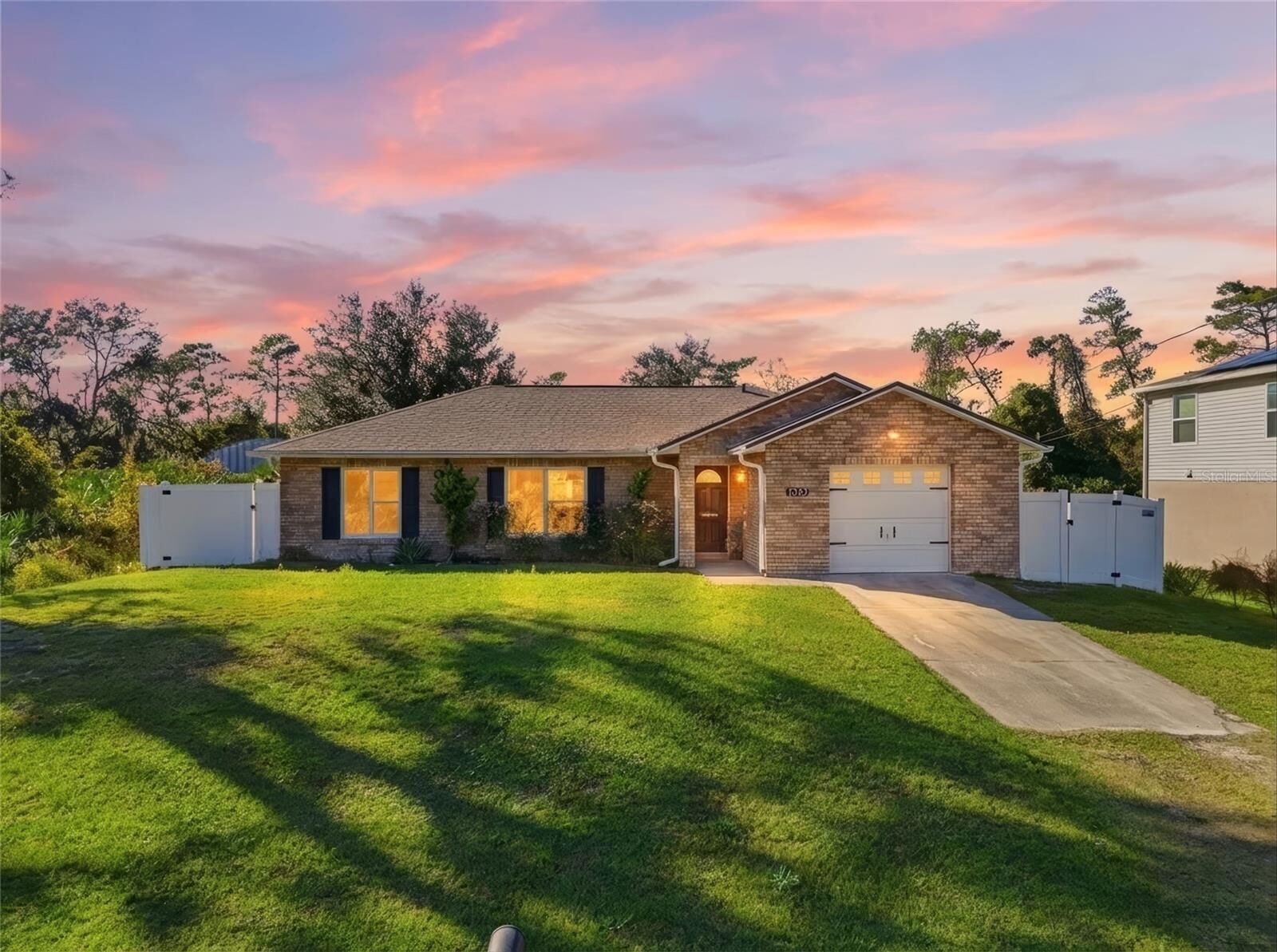 Property Photo: 1380 9th Avenue FL 32724