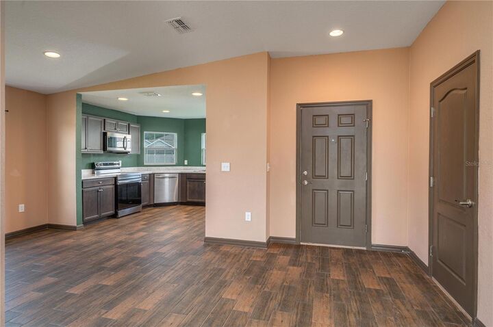 Property Photo:  1895 Thompson Preserve Boulevard  FL 33830 