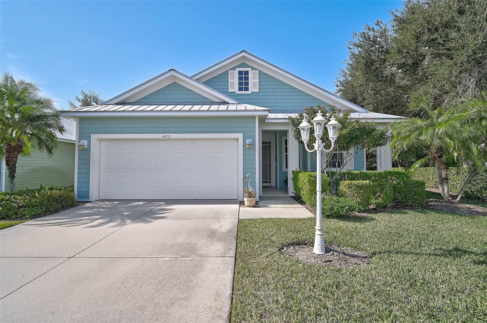 Property Photo:  4210 Callista Lane  FL 34243 