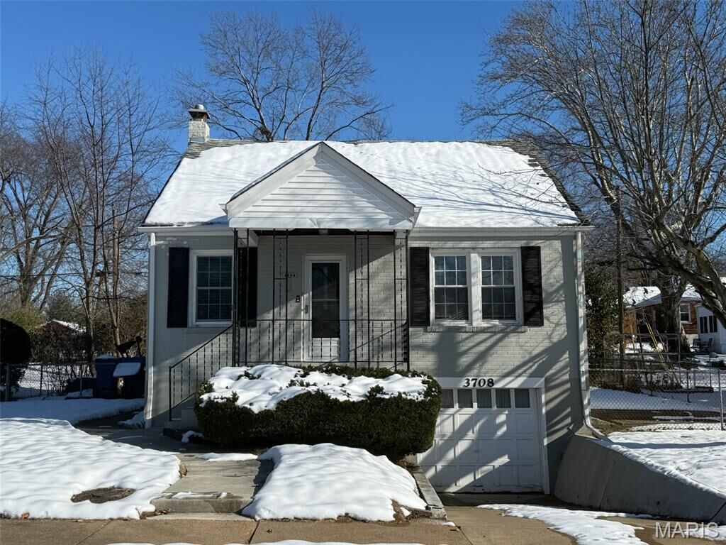 Property Photo:  3708 Killarney Court  MO 63114 