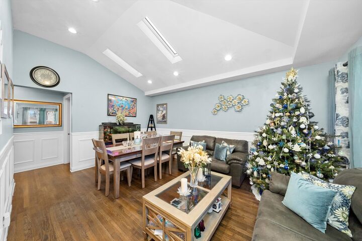 Property Photo:  4512 S Laporte Avenue  IL 60638 