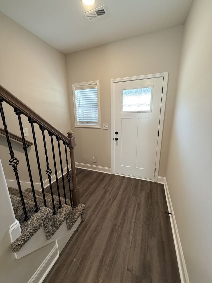 Property Photo:  216 W Fallow Ct  TN 37040 