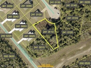 Property Photo:  623 Lionel Court  FL 33972 