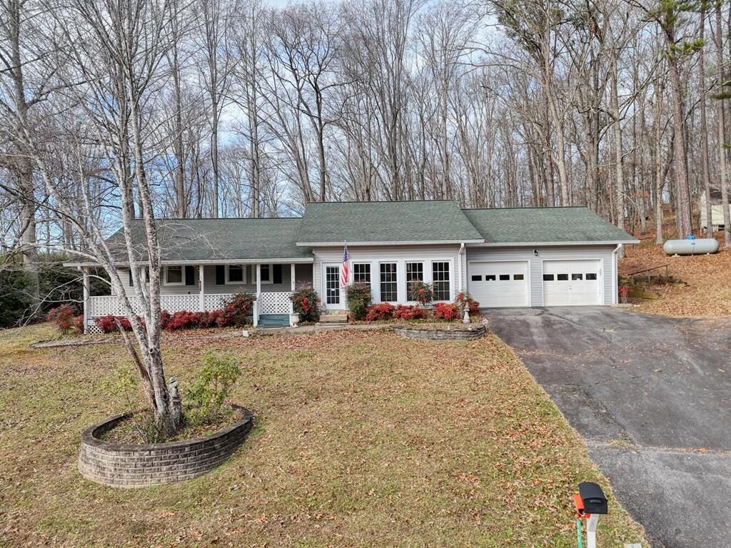 Property Photo:  488 Pinebrook Drive  GA 30512 