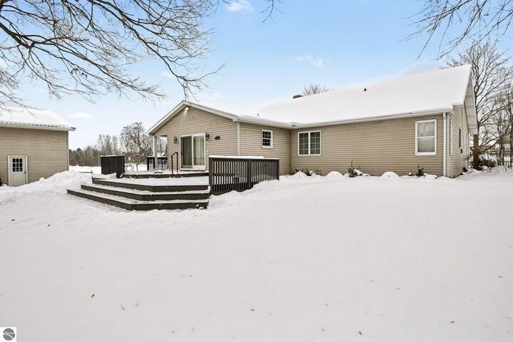 Property Photo:  3060 N Sheridan Road  MI 48888 