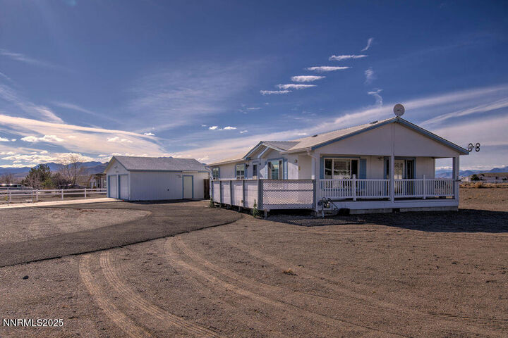 Property Photo: 6225 Andersen Lane NV 89429